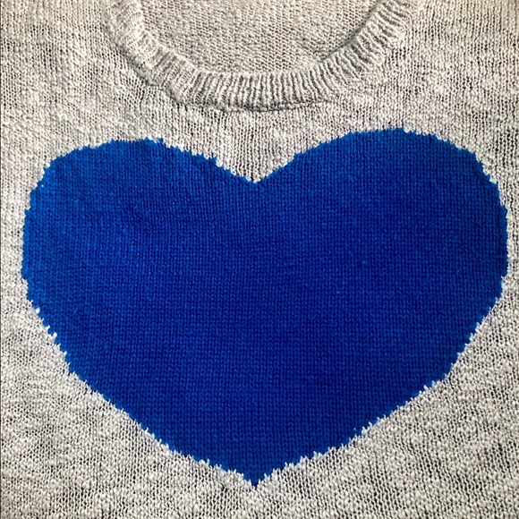 Nordstrom Grey sweater with Blue Heart - Picture 4 of 5